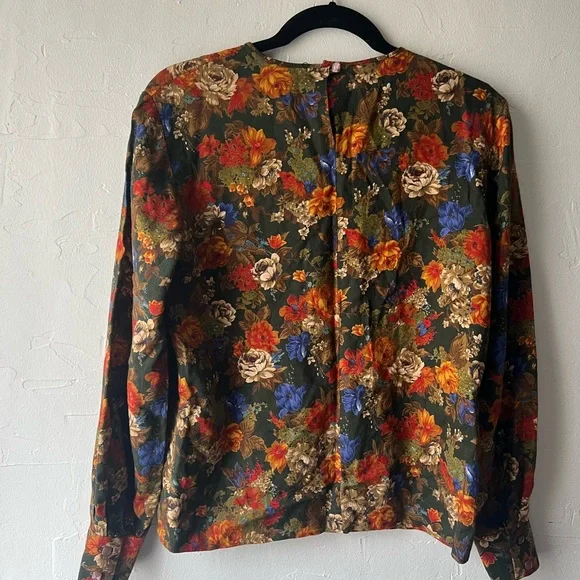 Vintage Floral Blouse - Multicolor - Picture 3 of 5